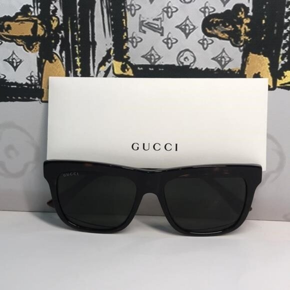 Gucci Tortoise Shell Sunglasses with Green Lenses GG0158SN 002 - Picture 10 of 12